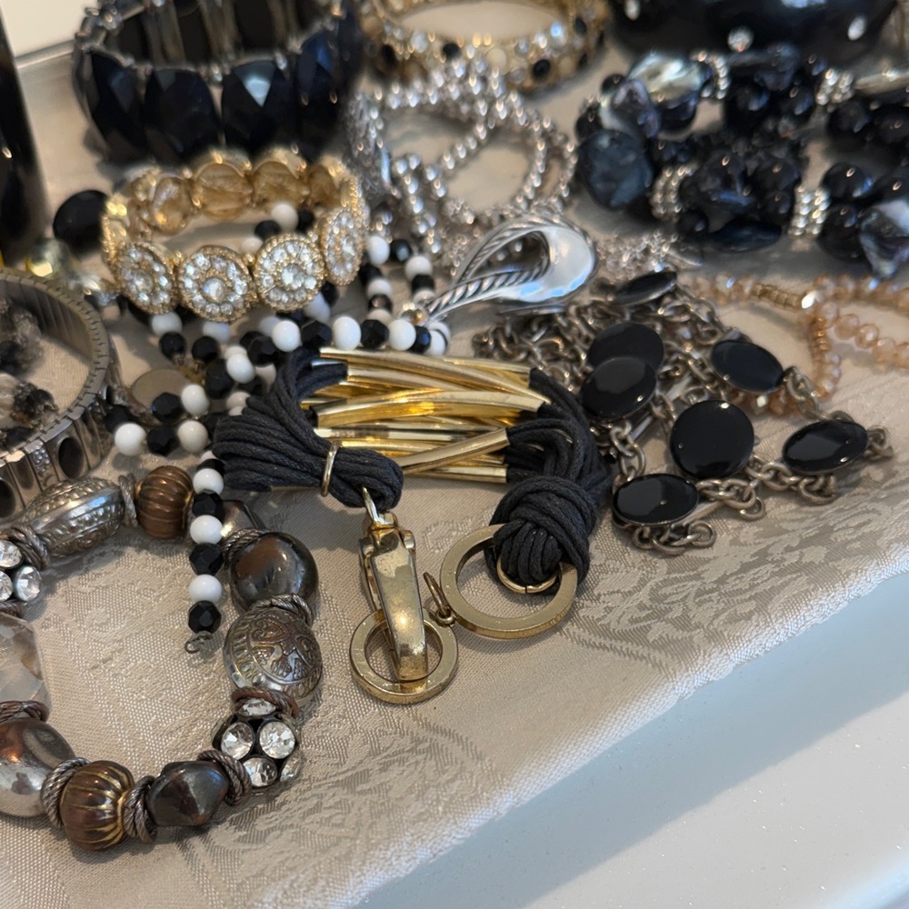 Elegant Black and Gold Women's Bracelet Bundle Reseller Craft Lot #161